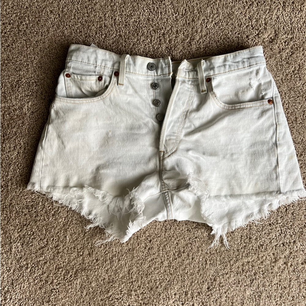 501 Levi cut offs